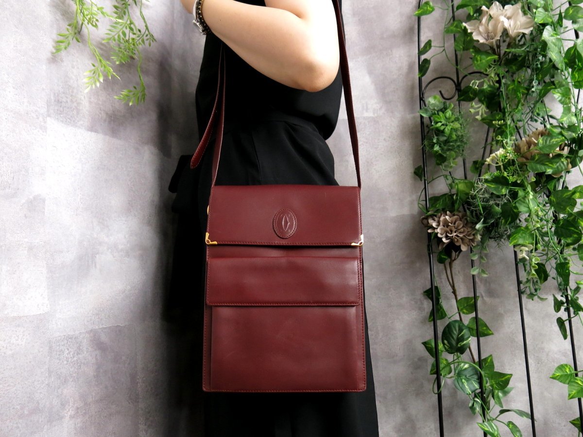 美品 カルティエ マストライン 2way ショルダーバッグ ゴールド 美品 カルティエ マストライン 2way ショルダーバッグ ゴールド