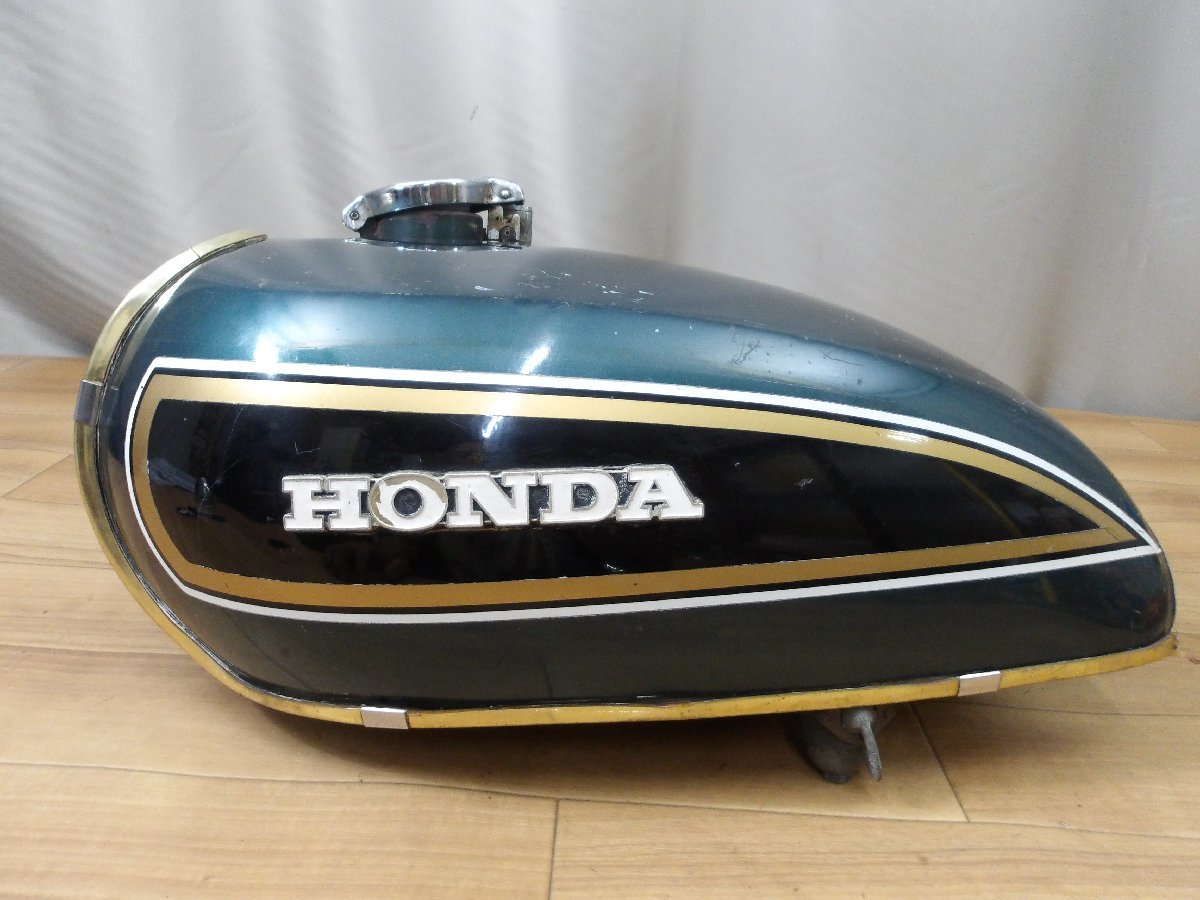 中古現状多少錆びあり　CB500？CB550 ？純正ガソリンタンク　凹み傷あり当時物オリペン