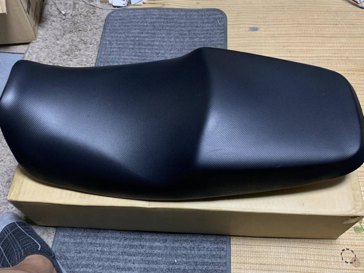 ホンダCB400SF NC42純正シート美品 シート NC42 CB400SF 純正OPローシート カスタム メルカリ