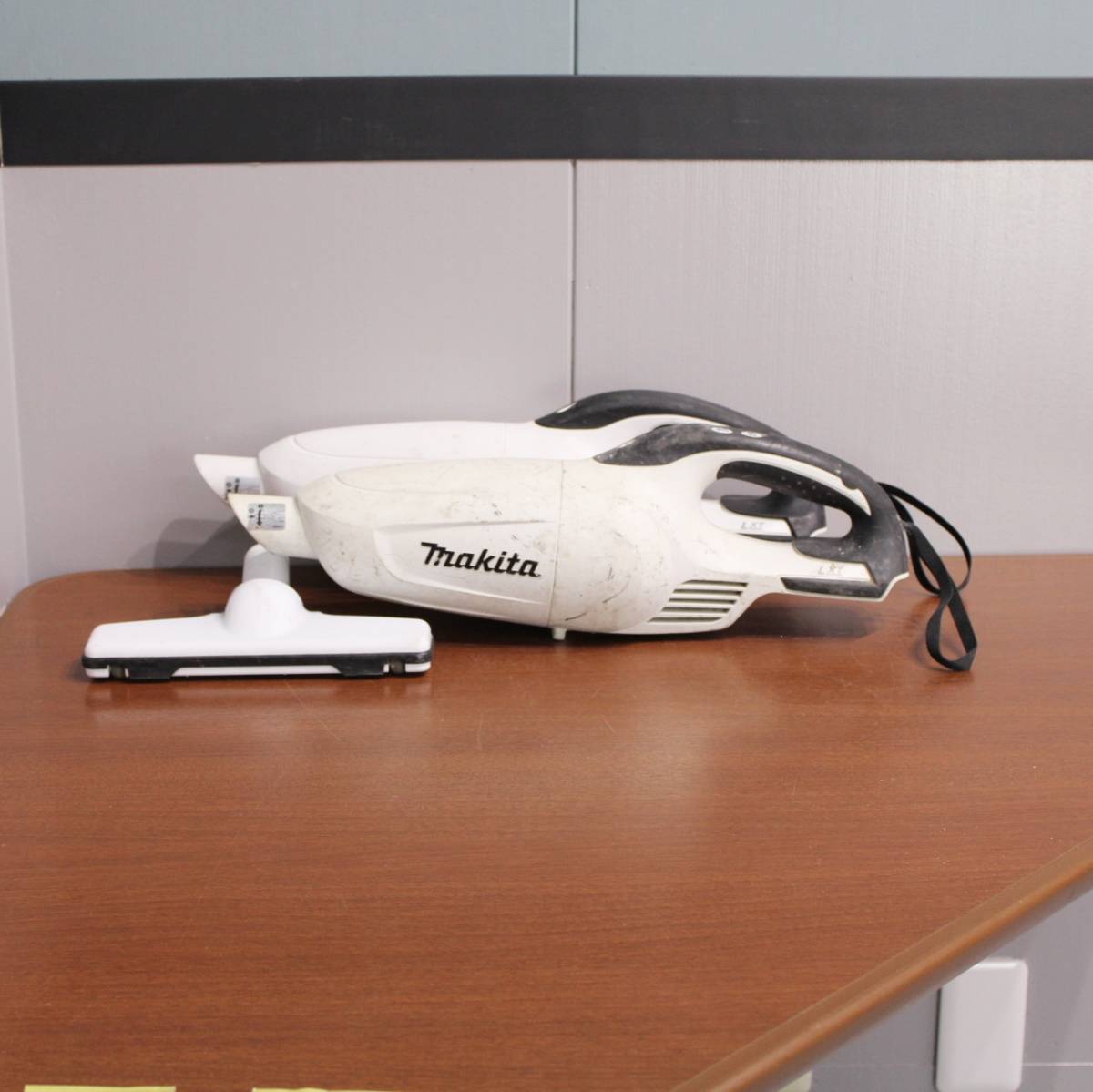 マキタ 充電式清掃用品シリーズ 株式会社マキタ 充電式クリーナ