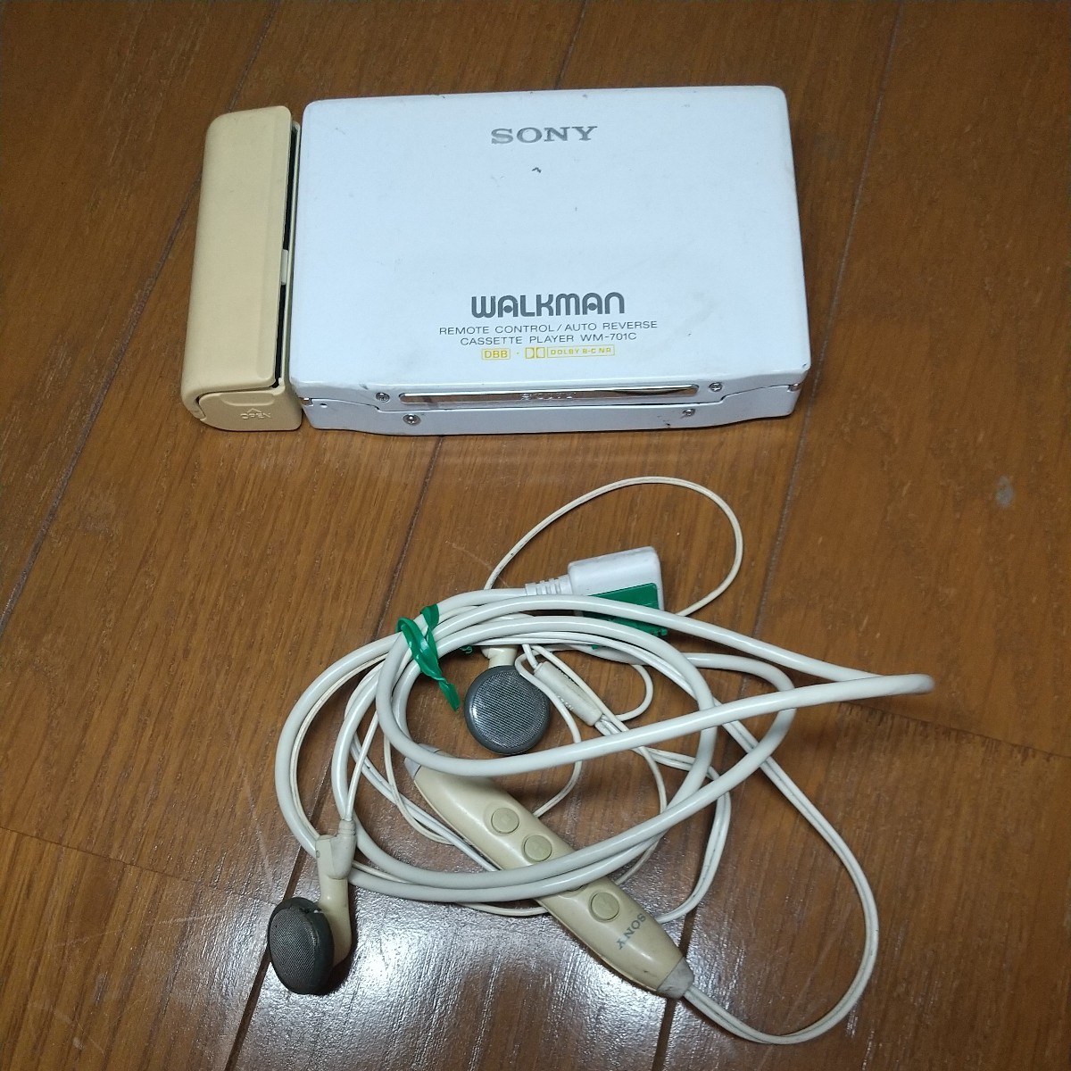 SONY WALKMAN WM-701C リモコン MDR-E472 イヤホン 外付け電池ケース