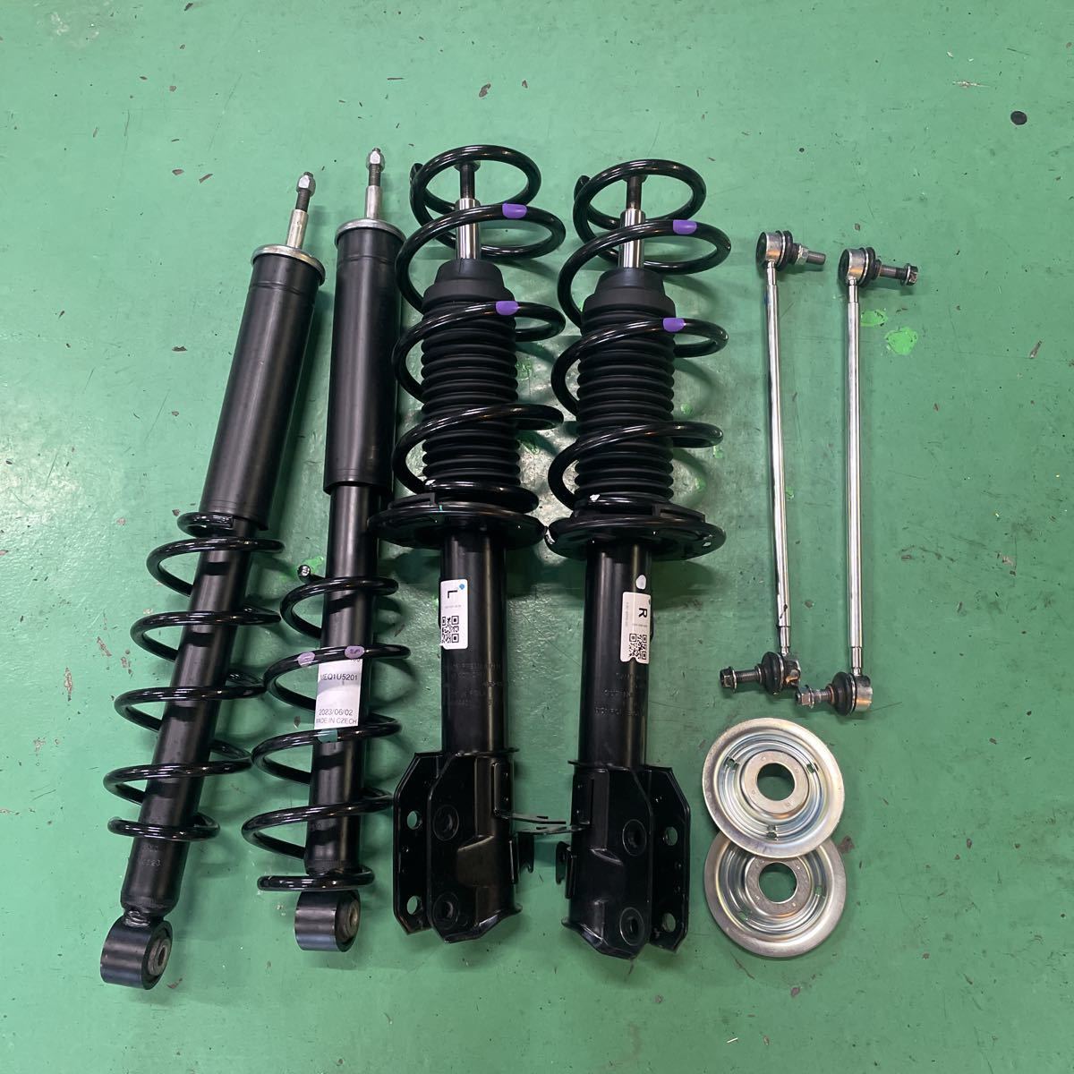 スイスポ ZC33S 新車外し サスペンション