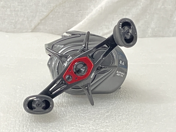 DAIWA 20 ALPHAS AIR TW 8.6 L ベイトリール ダイワ 中古 良好 