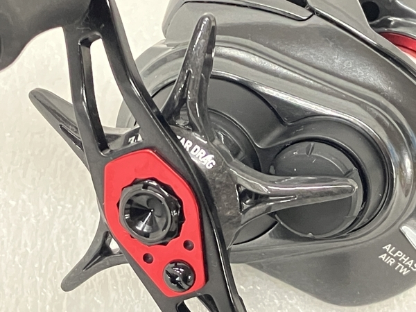 DAIWA 20 ALPHAS AIR TW 8.6 L ベイトリール ダイワ 中古 良好 