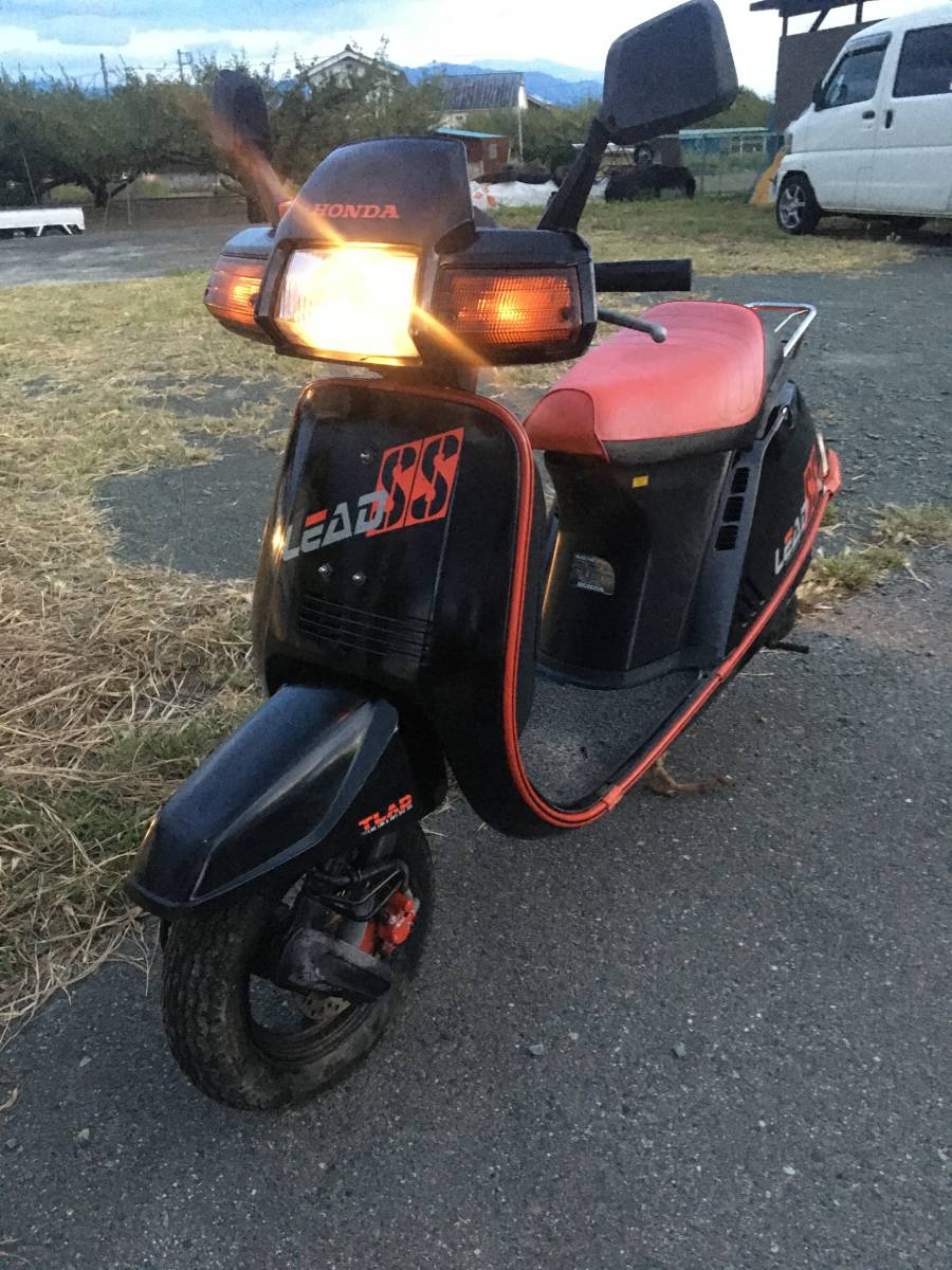 驚きの破格値，セール 送料格安 ホンダ リード50 SS AF10型 現状渡し エンジン始動確認済 登録用書類付き レストア途中(50cc以下)｜売買されたオークション情報、yahooの商品情報をアーカイブ公開 - オークファン 50cc以下