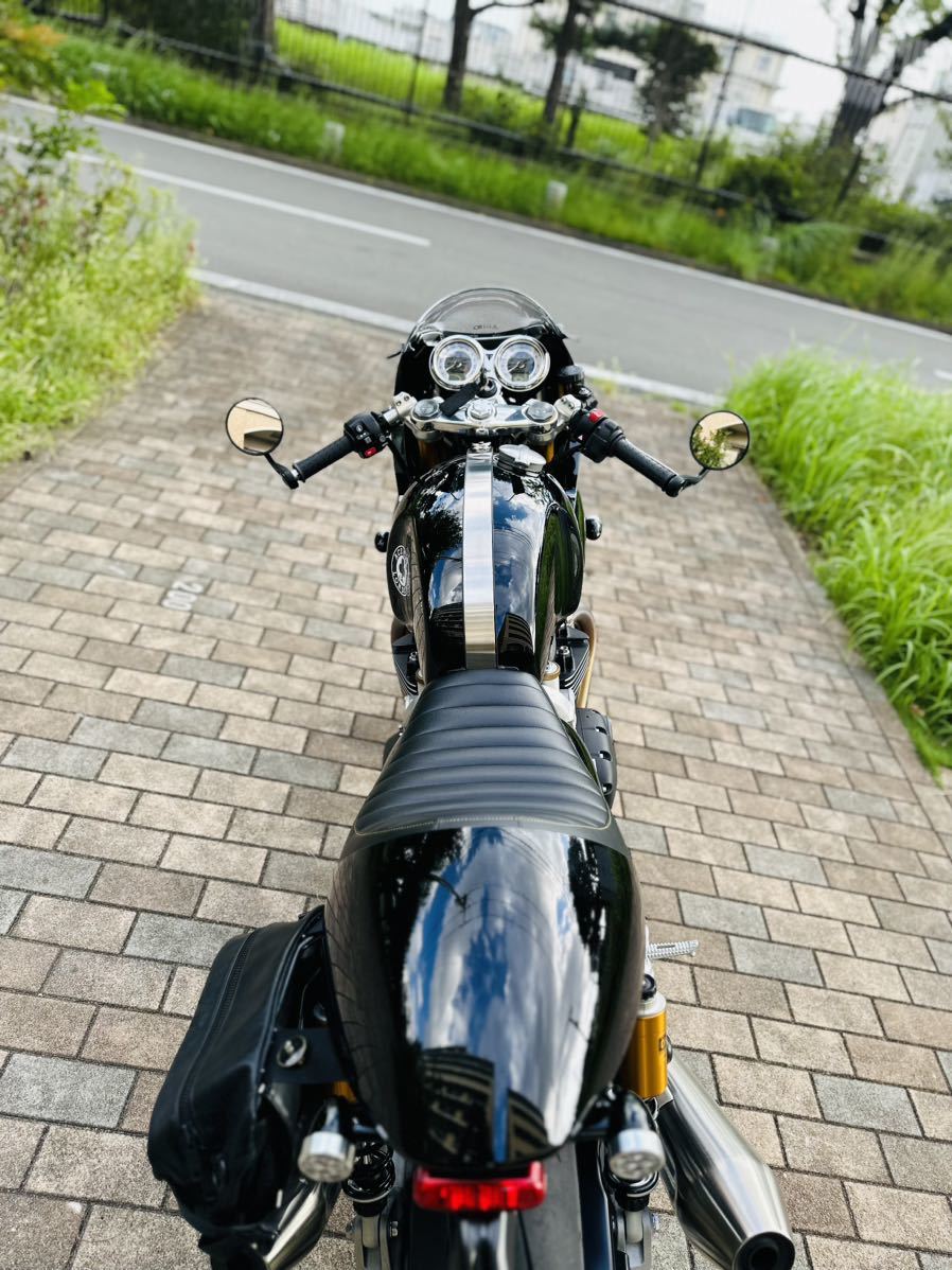 スラクストン(thruxton) 1200RS 2022年式カフェレーサー仕様個人出品　車検令和7年まで1500キロ_10