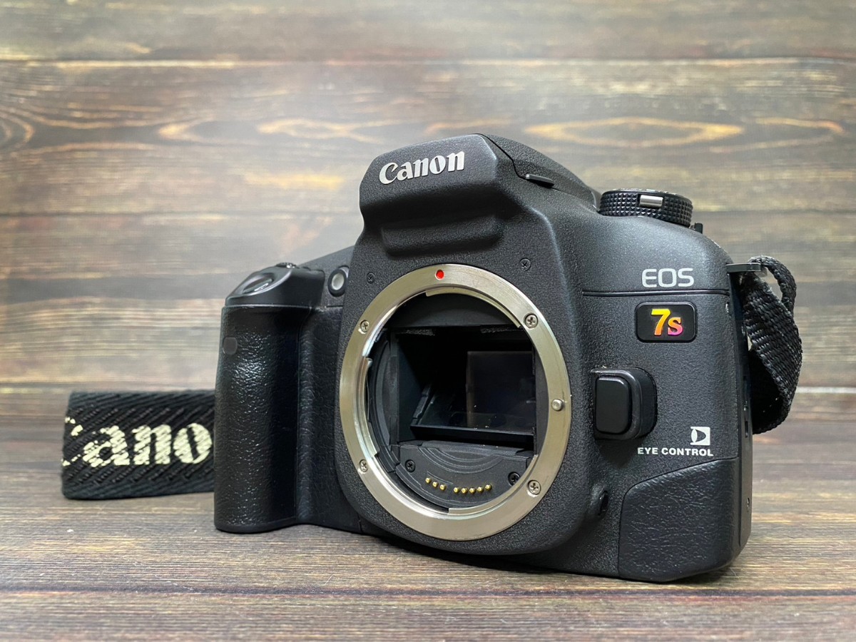 Canon EOS 7sボディフィルムオートフ オーカス一眼レフカメラ、レンズ