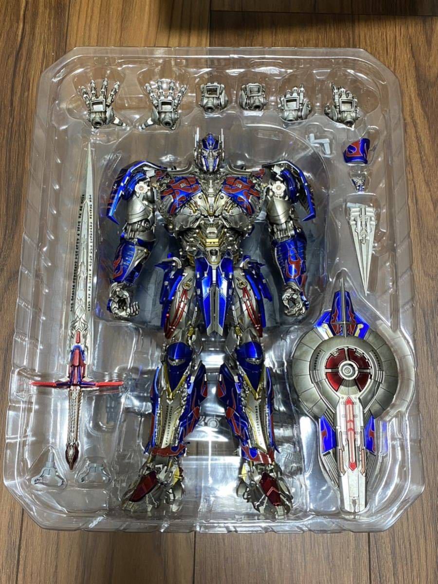 トランスフォーマー⁄最後の騎士王 DLX オプティマスプライム [スリー