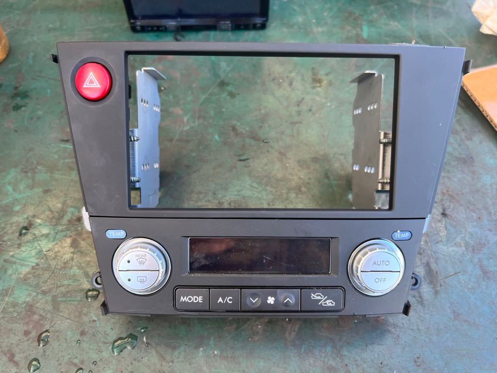 レガシィ(BP5.BL5)後期 デュアルエアコン ナビパネル 2DIN エアコン