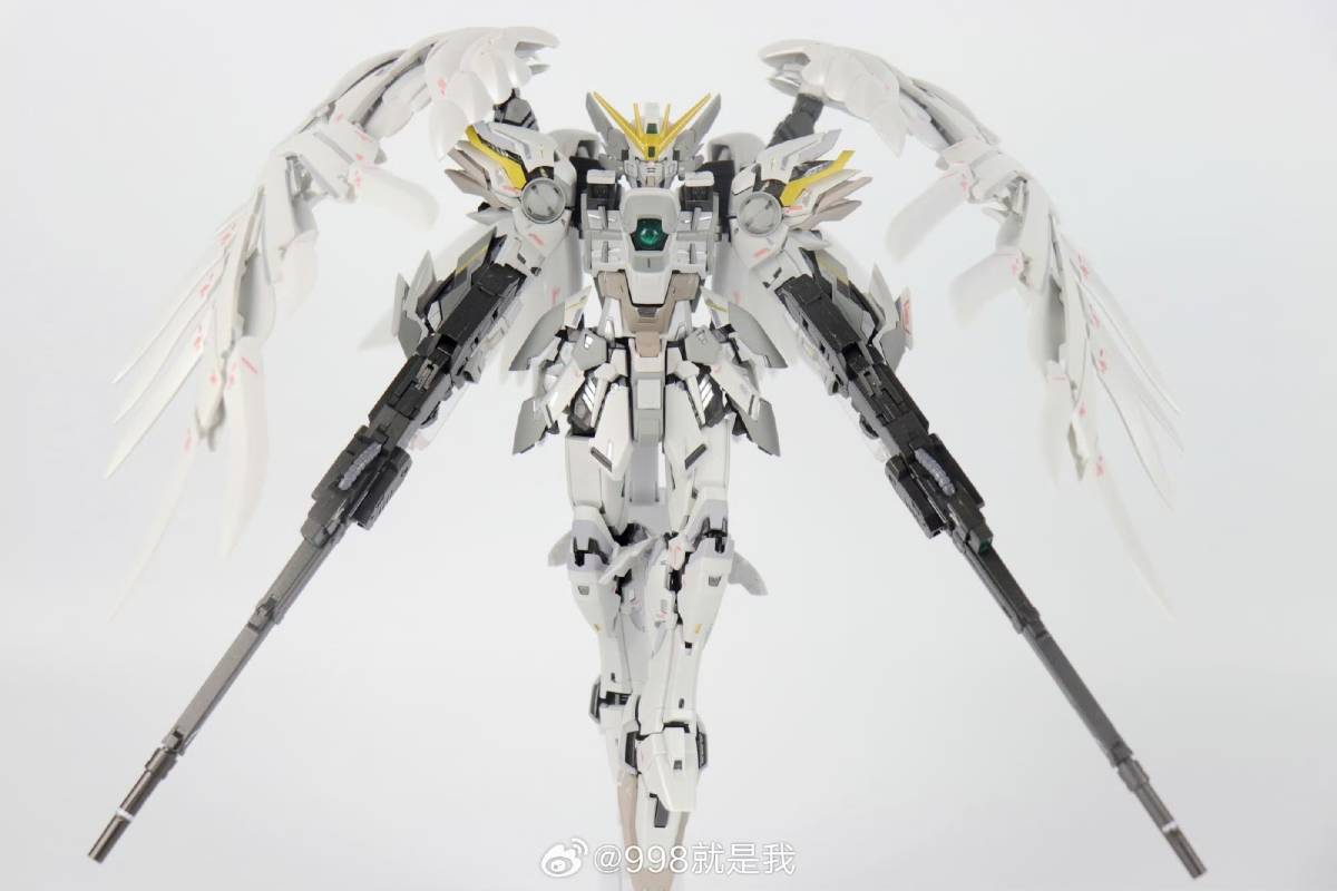 プラモデル日本未発売ウイングガンダムスノーホワイトプレリュード