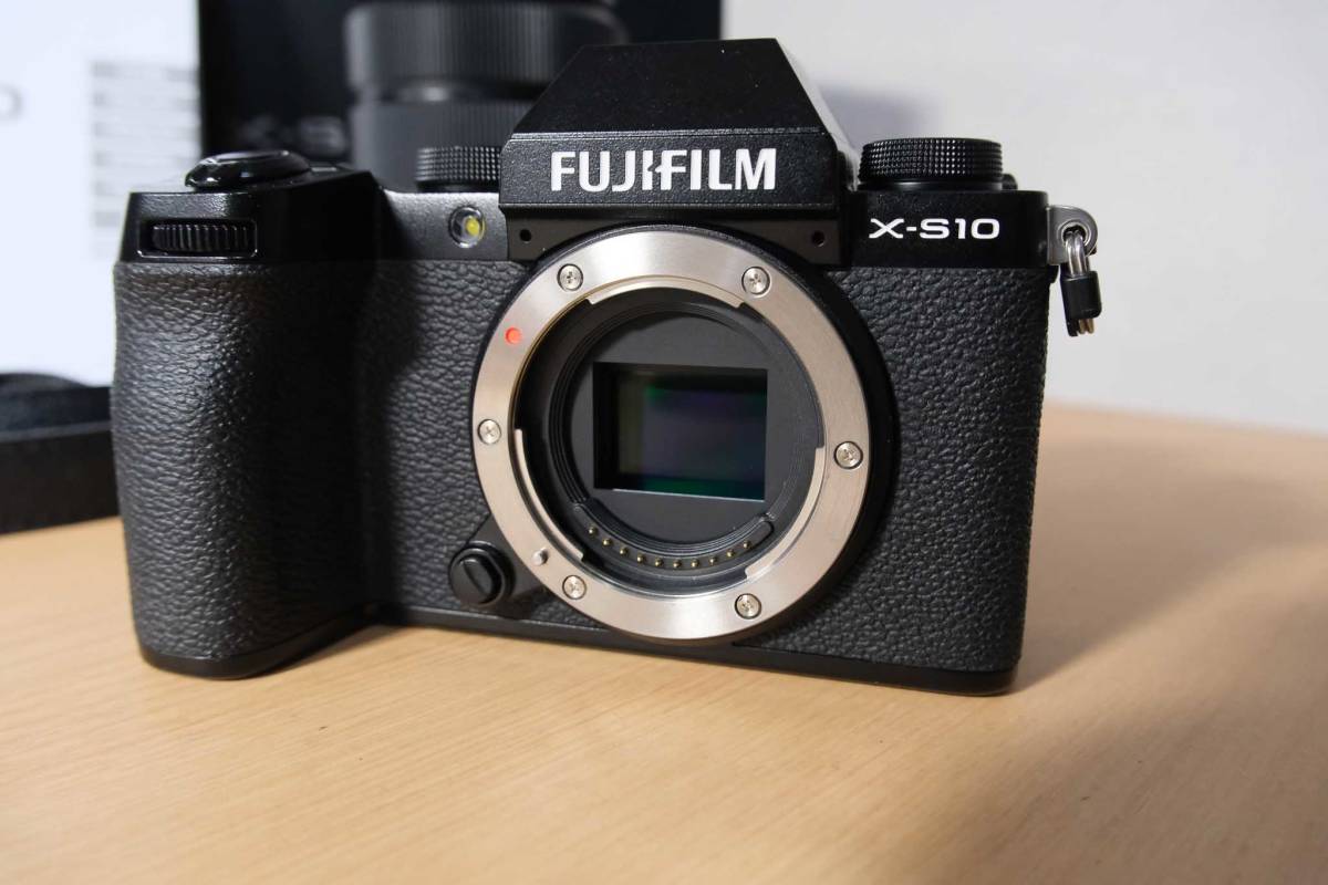 FUJIFILM X-S10 ダブルズームレンズキット XC15-45mm F3.5-5.6 OIS PZ