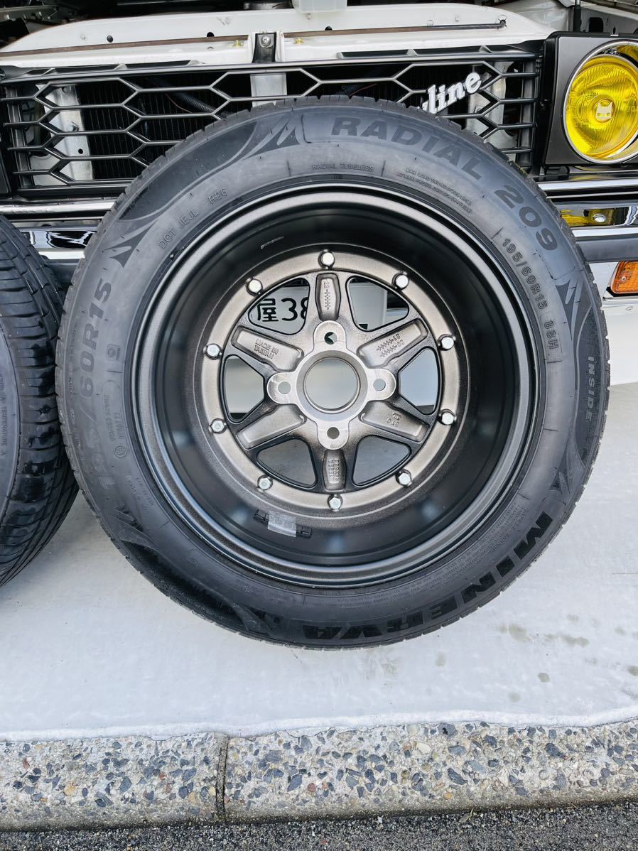 SSR ロンシャン XR-4 8.0J 15インチオフセット-2 PCD114.3 SSR ロンシャン XR-4 8.0J 15インチオフセット-2 PCD114.3