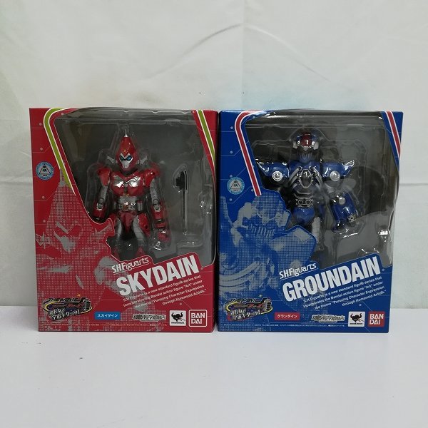 mS832a [未開封] バンダイ S.H.Figuarts 仮面ライダーフォーゼ スカイ 