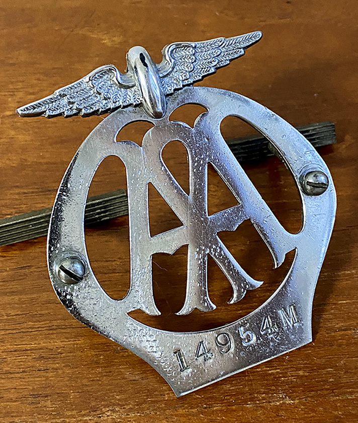 極上品/英国/BP/カーバッジ/ハーレ/ミニ/ランブレッタ /BSA/vespa 希少1930～45年製造 イギリスAA 小型 グリルバッジ ビンテージバイク