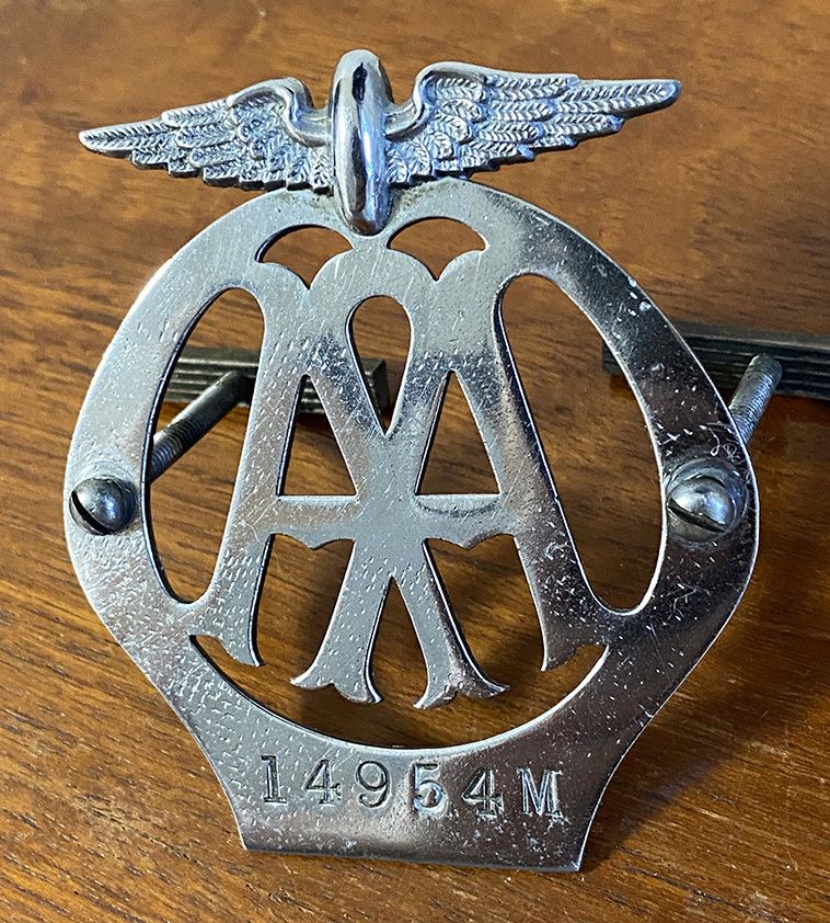 希少1930～45年製造 イギリスAA 小型 グリルバッジ ビンテージバイク