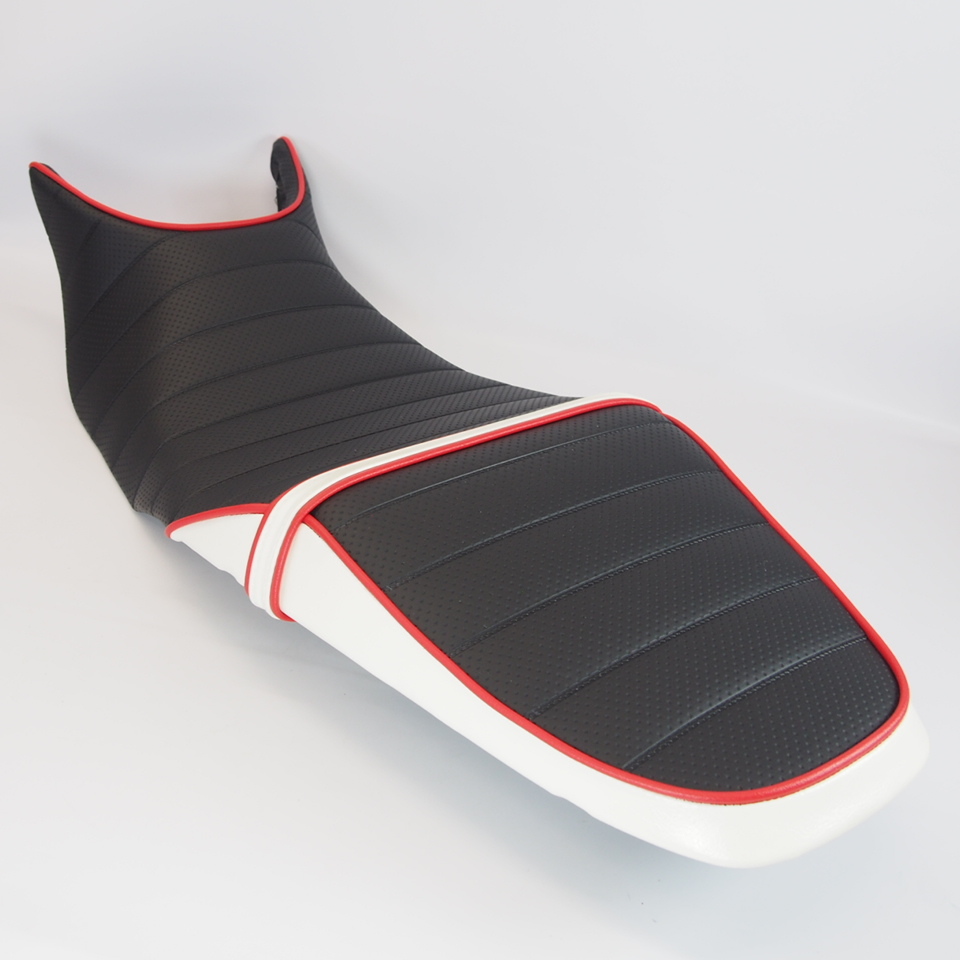 特注 激レア ホーネット250 三段シート 艶あり黒 40cm MC31 族車