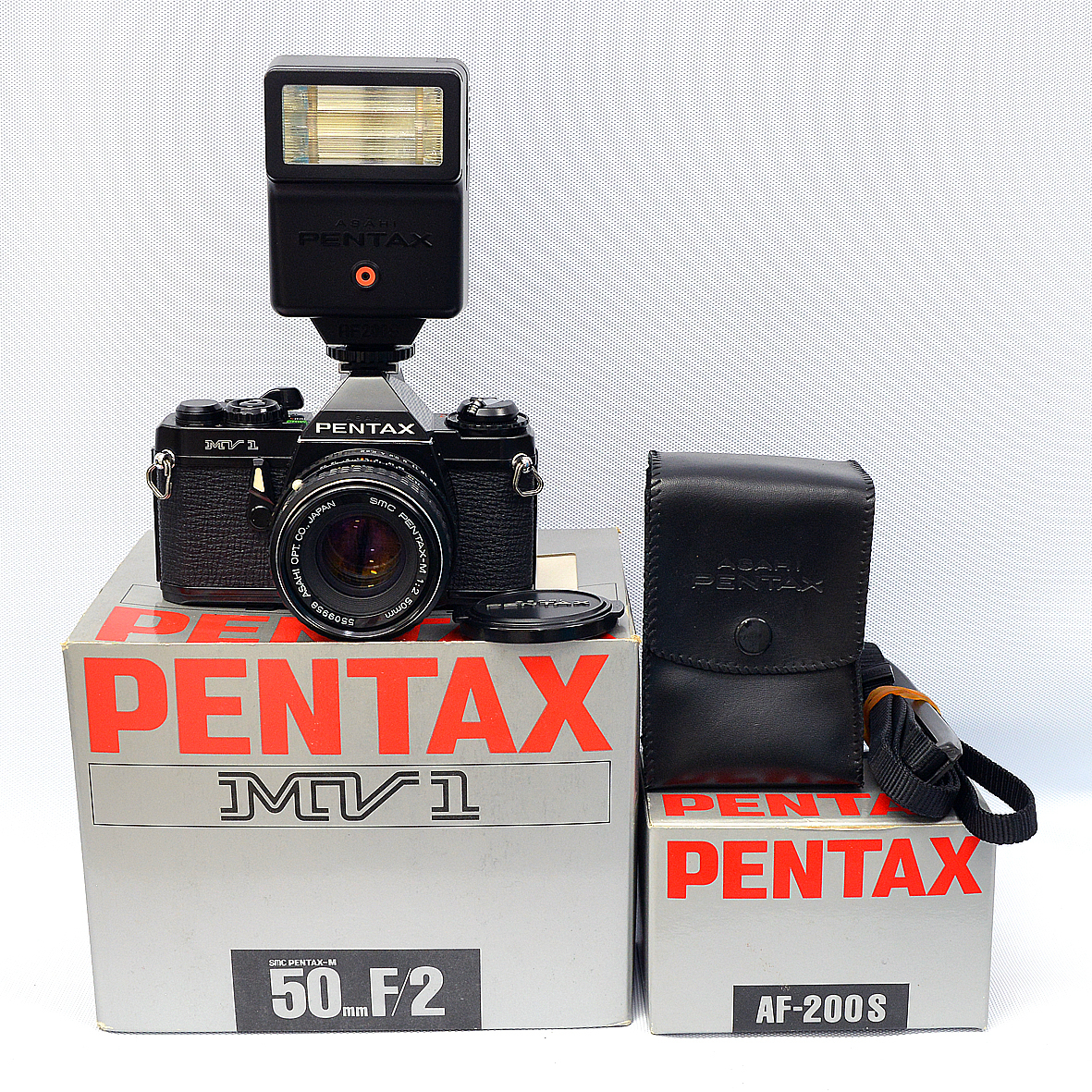 ペンタックス MV1 ブラック smc PENTAX-M 50mm F2 AF200S付き 完動品の 