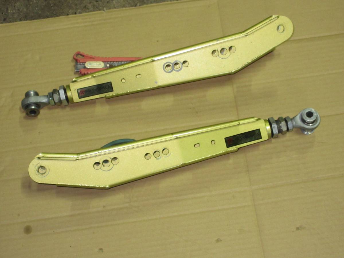 即決 最終値下げ 美品イケヤフォーミュラ ロア アーム レア brz zn6 86