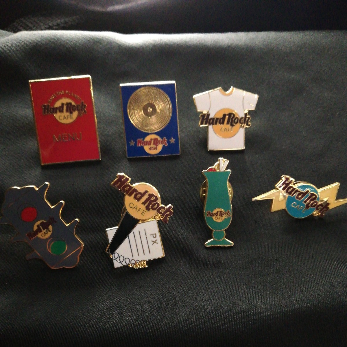 ハードロックカフェ ピンバッジ 貴重なSTAFF PIN 7本セット Hard Rock
