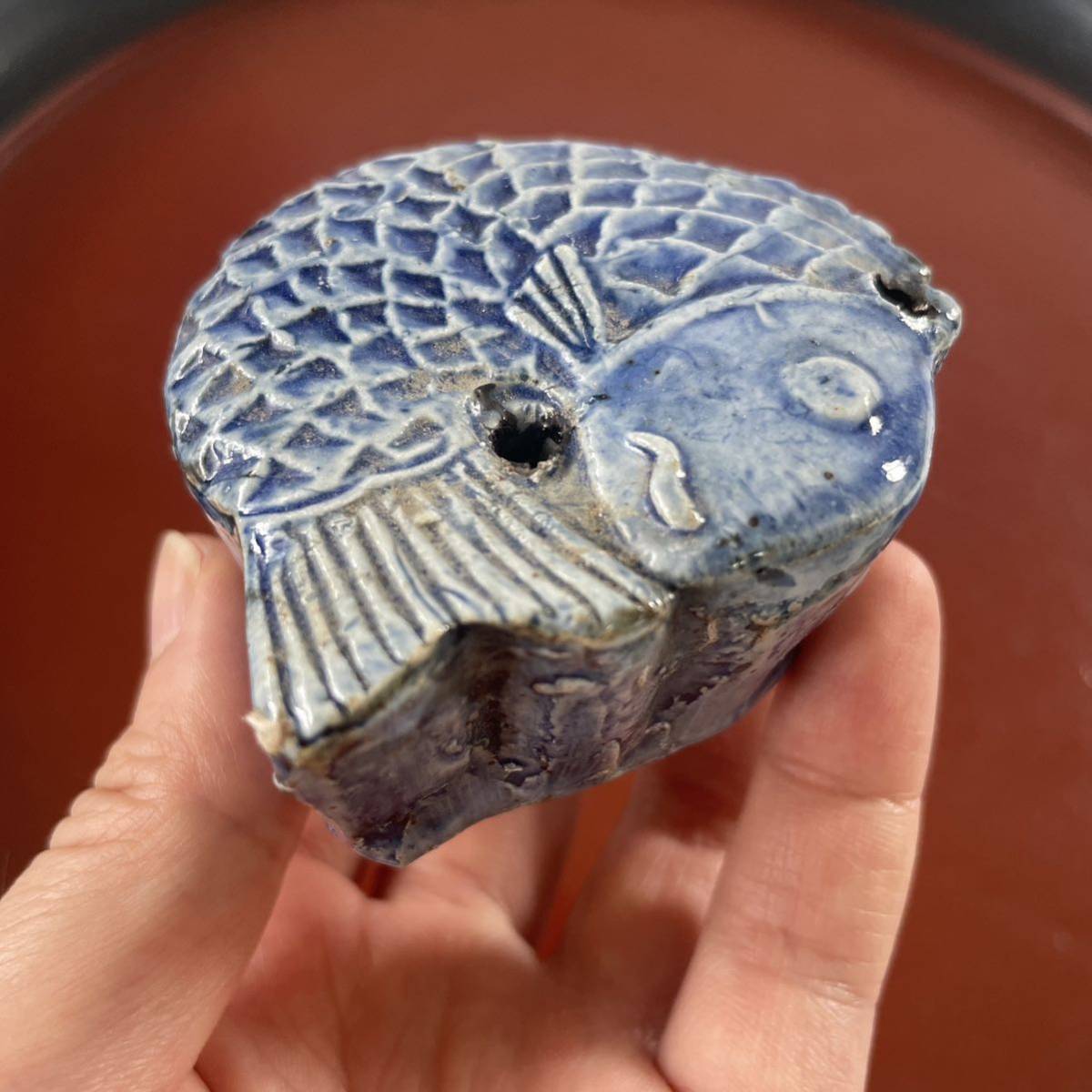 李朝 瑠璃釉 魚形水滴 V R4752 李朝 瑠璃釉 魚形水滴 V R4752 - 工芸品