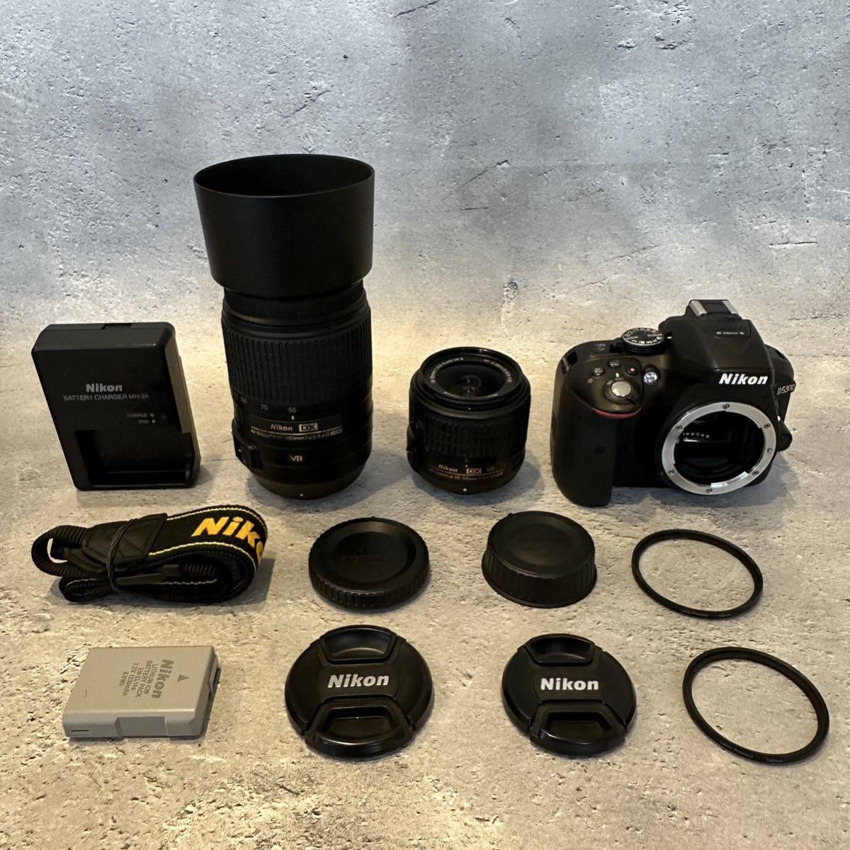 ニコン Nikon D5300 ダブルズームキット ☆ デジタル一眼レフ カメラ 
