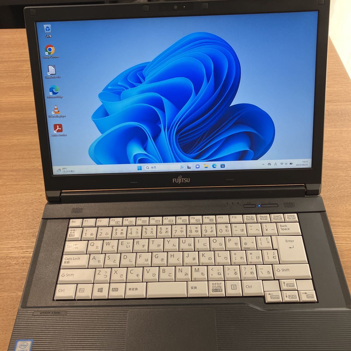 富士通 AH53/X カメラ搭載 Win11/Core i7-6700HQ/8GB/1TB/Sマルチ/無線