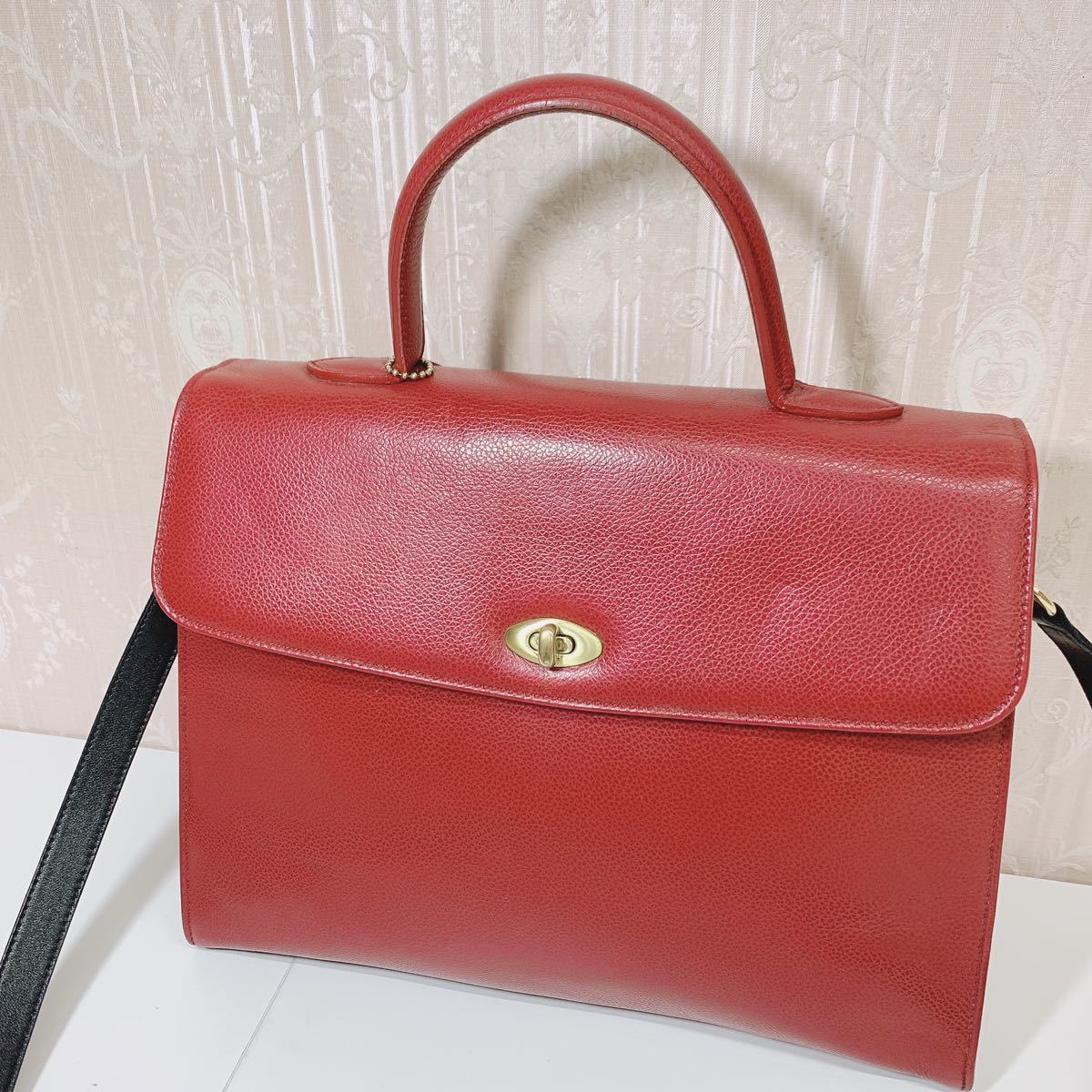 COACH コーチ レザー 本革 2wayバッグ かっちり 赤 RED きれい 美品 