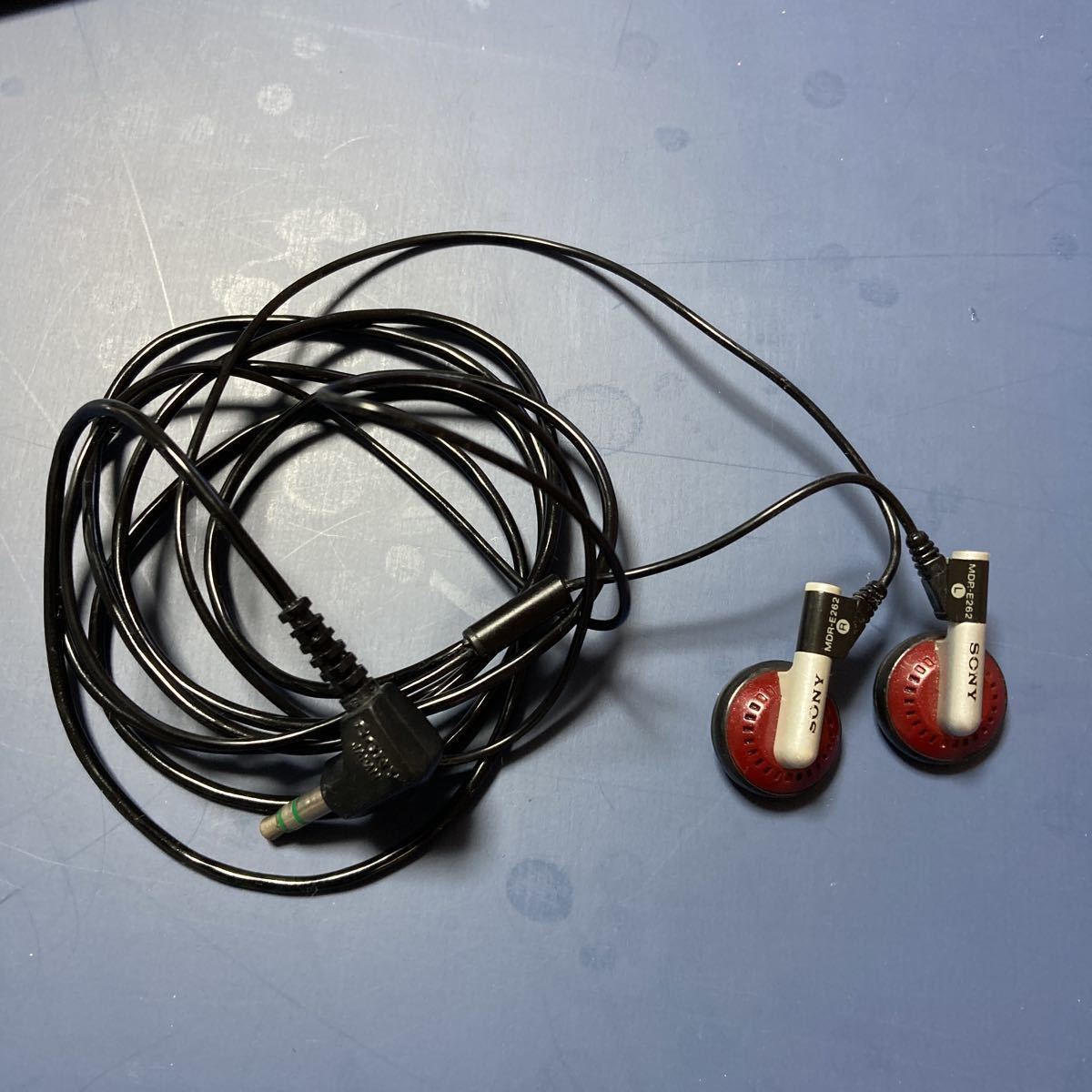 希少名品SONY 有線イヤホンMDR-E262 ヌード・ターボ 完動品