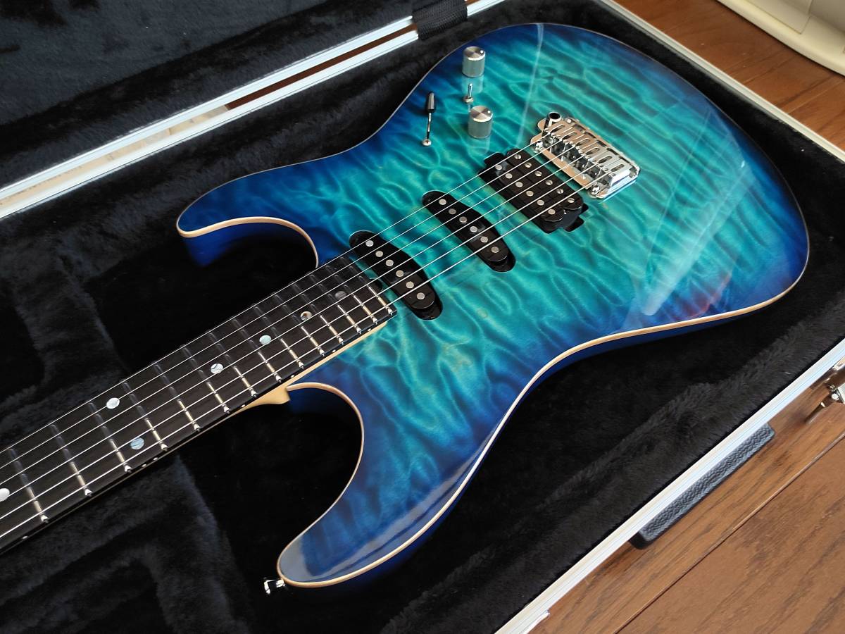 T-Custom by T