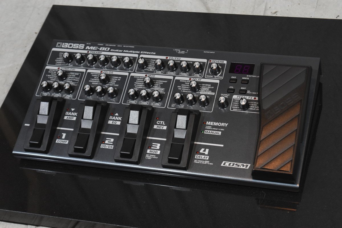 BOSS/ボス マルチエフェクター エレキギター用 ME-80 ☆元箱付属 