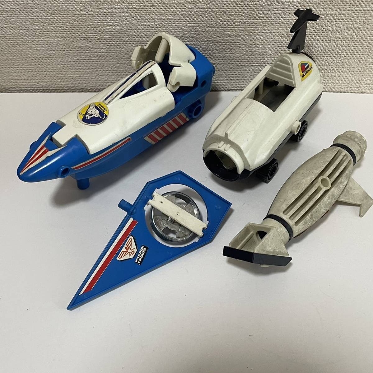 ジャンク パーツのみ 旧タカラ ミクロマン コマンド コマンドカー