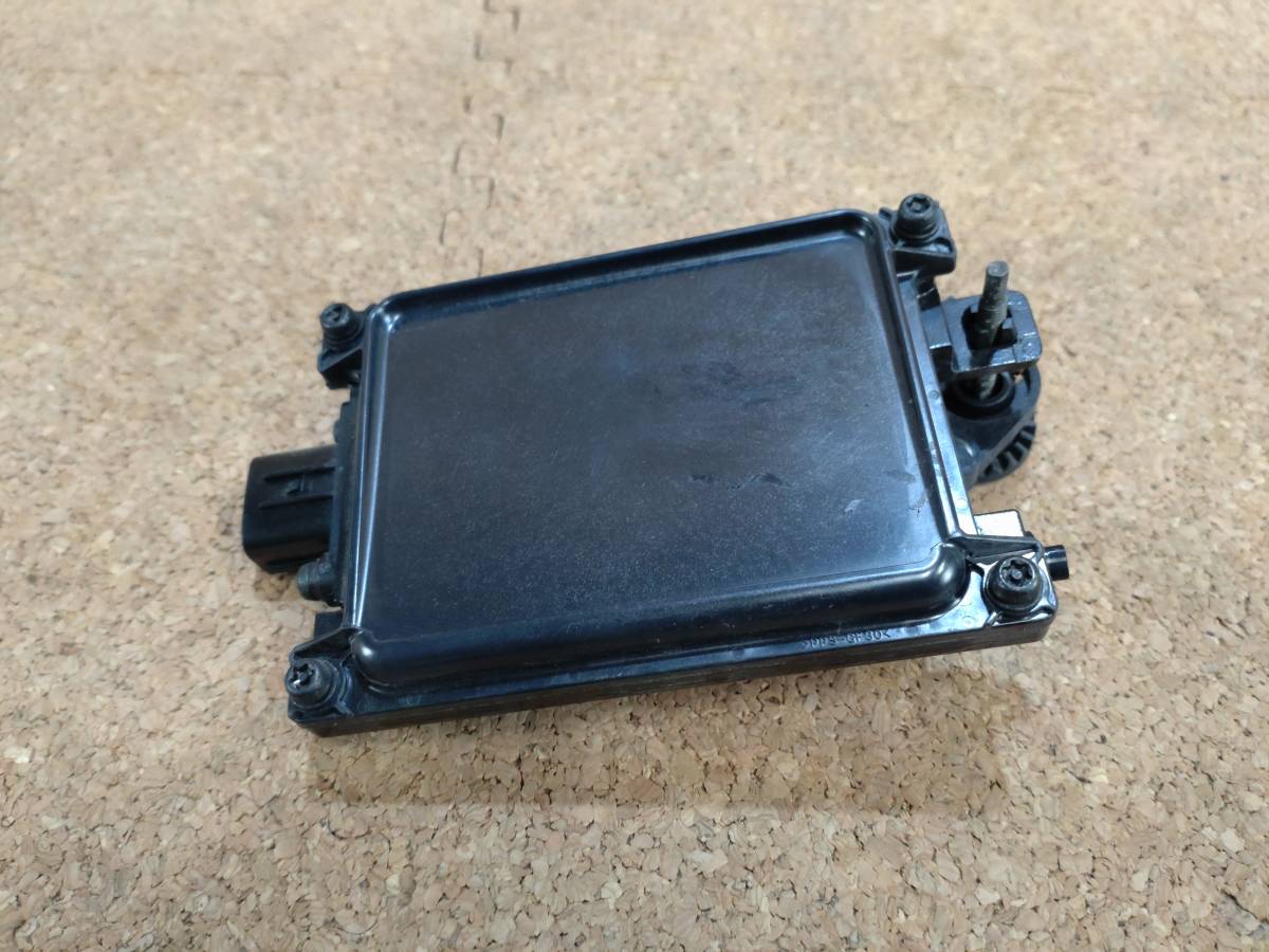 ホンダ フィット GK3 GK4 GK5 GK6 GP5 GP6 ミリ波レーダー 36800-T5A-J04 36802-T5A-J04【R5-3847A-K】