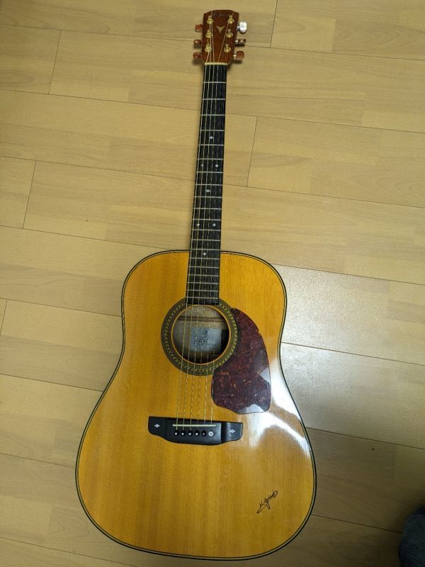 ☆K.Yairi M-2002 ヤイリギター ピックアップ付き、純正ハードケース付き