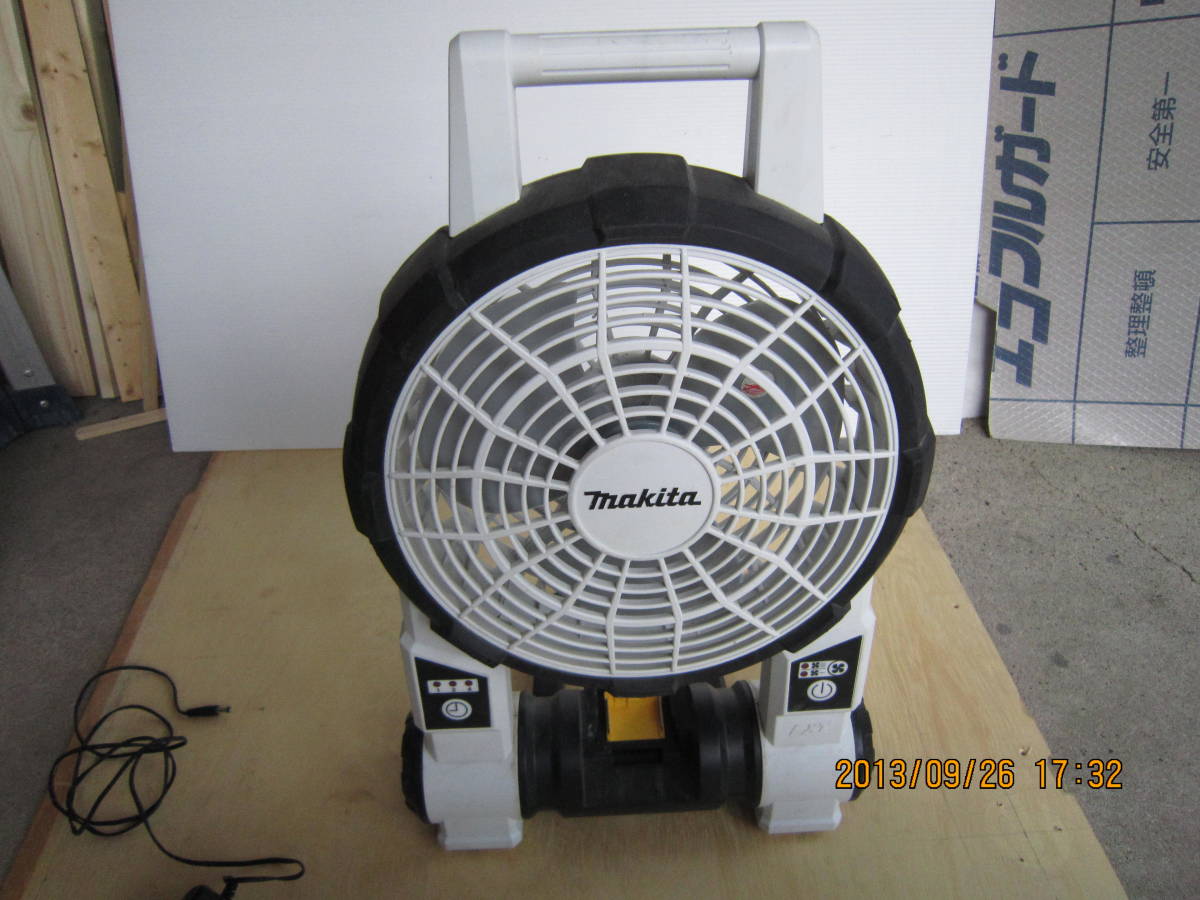 peak 扇風機 マキタ純正バッテリー+充電器付 マキタ（makita