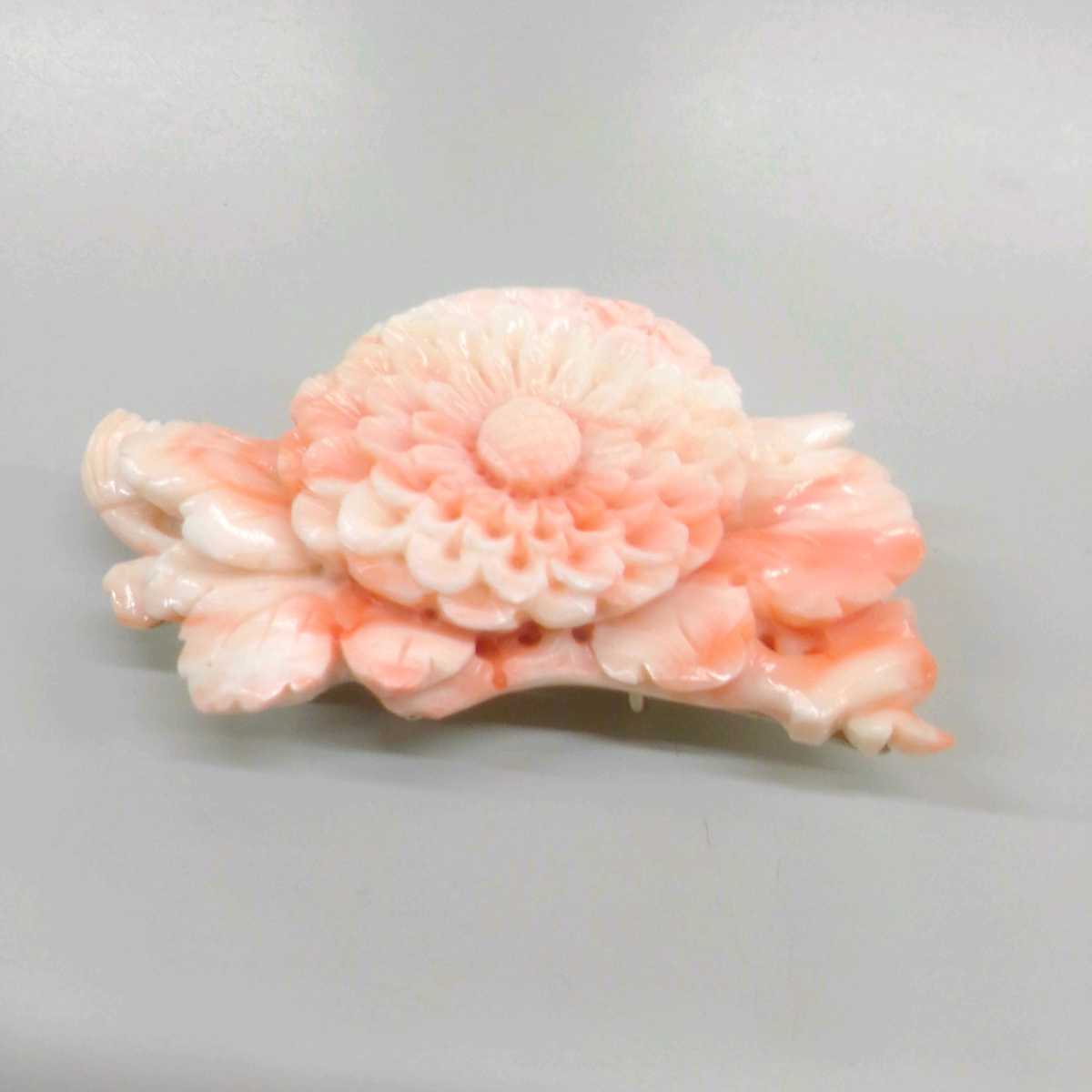 ブローチ 本珊瑚 花 花モチーフ ブローチ赤珊瑚・クラシック 