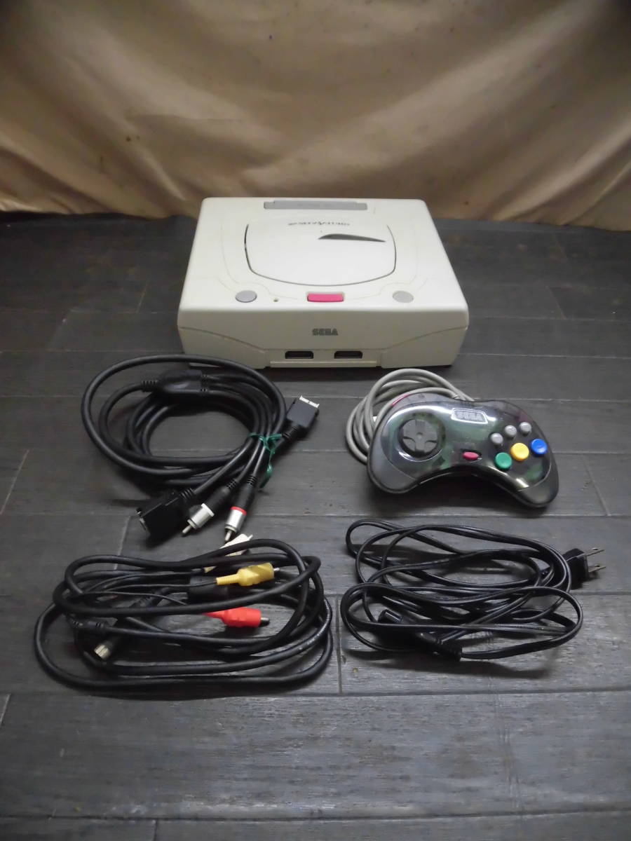 II474 SEGASATURN セガサターン 本体 HST-3220， コントローラ HSS-0101， ケーブル類 まとめてセット 動作確認済 /80