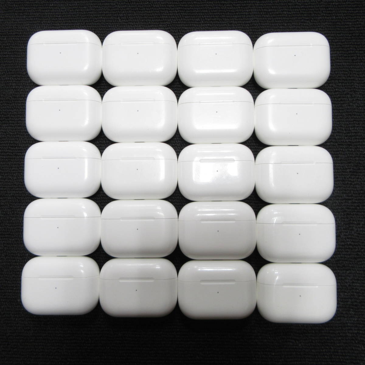 T8646☆Apple アップル AirPods Pro エアポッズプロ 2019年 Charging Case 充電ケースのみ A2190 20個セット 中古品