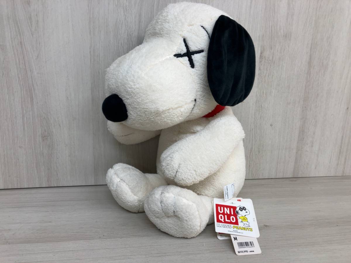 ユニクロ KAWS x PEANUTS スヌーピー Mサイズ ぬいぐるみ タグ付き 