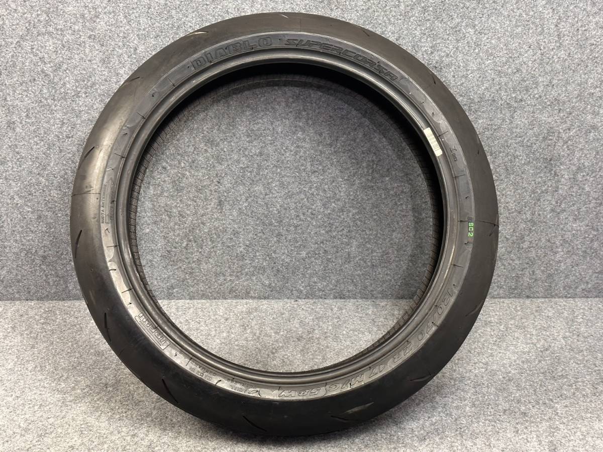 ピレリ ディアブロ スーパーバイク フロントタイヤ 新品 ピレリ
