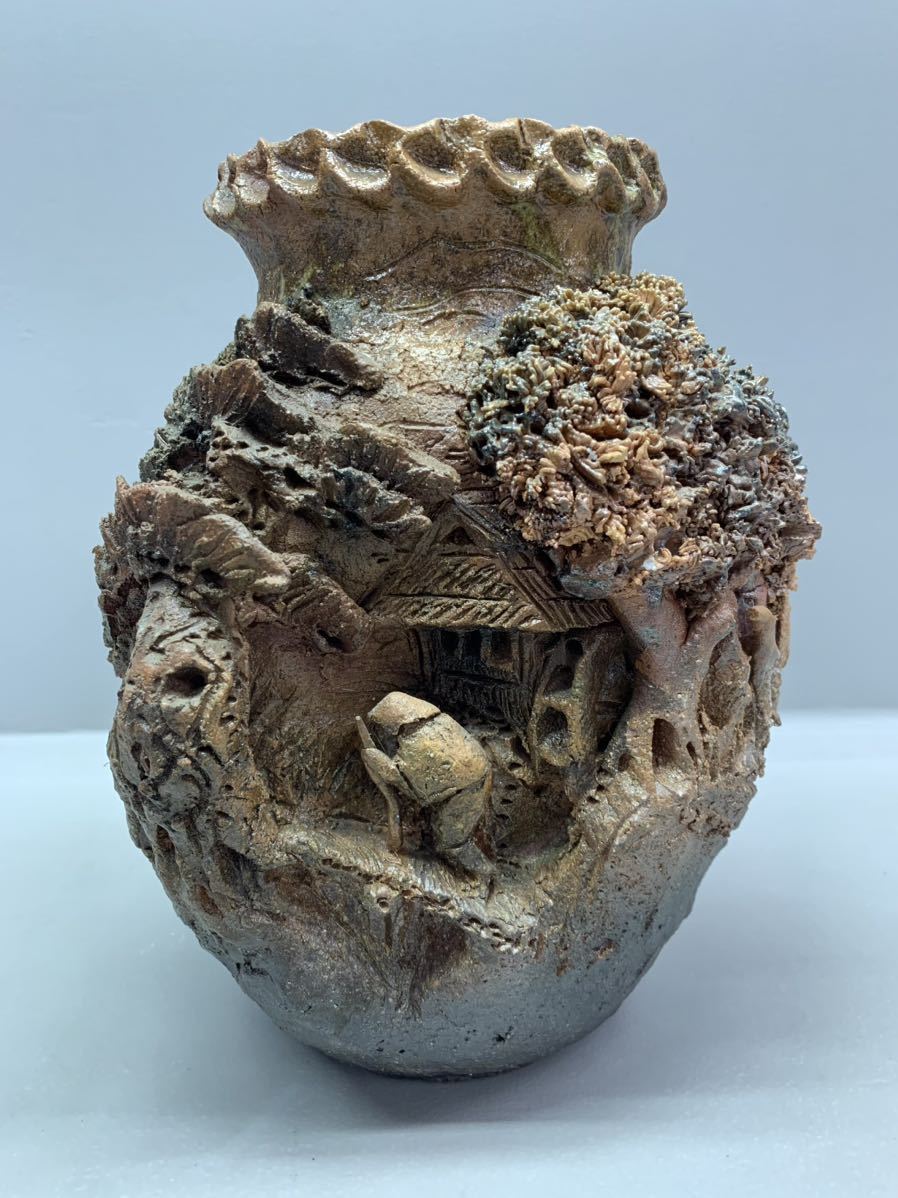 杉野玉龍作 掻き銘 山水彫 花壺 花器 花瓶 花入 花生 鈴鹿焼 希少品物