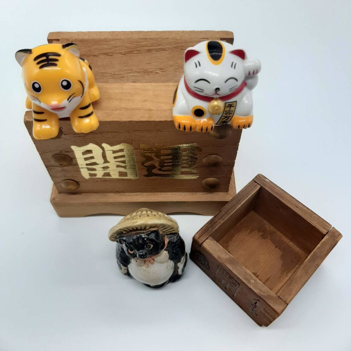 和風 賽銭箱貯金箱 升 陶器たぬき 招き猫 虎 縁起物セットの入札履歴