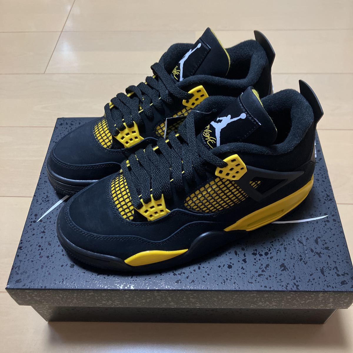 nike air jordan 4 サンダー　25.0センチ