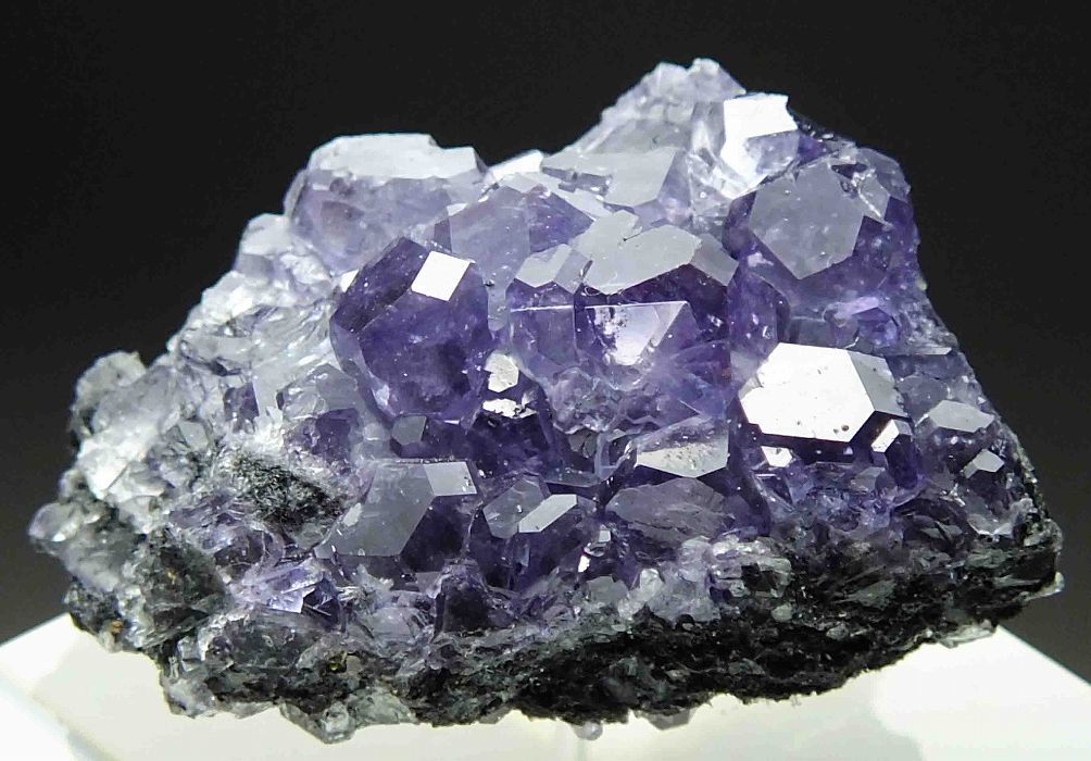 164 フローライト 蛍石 ＜中国＞ 164 イリノイ ブルーフローライト カル