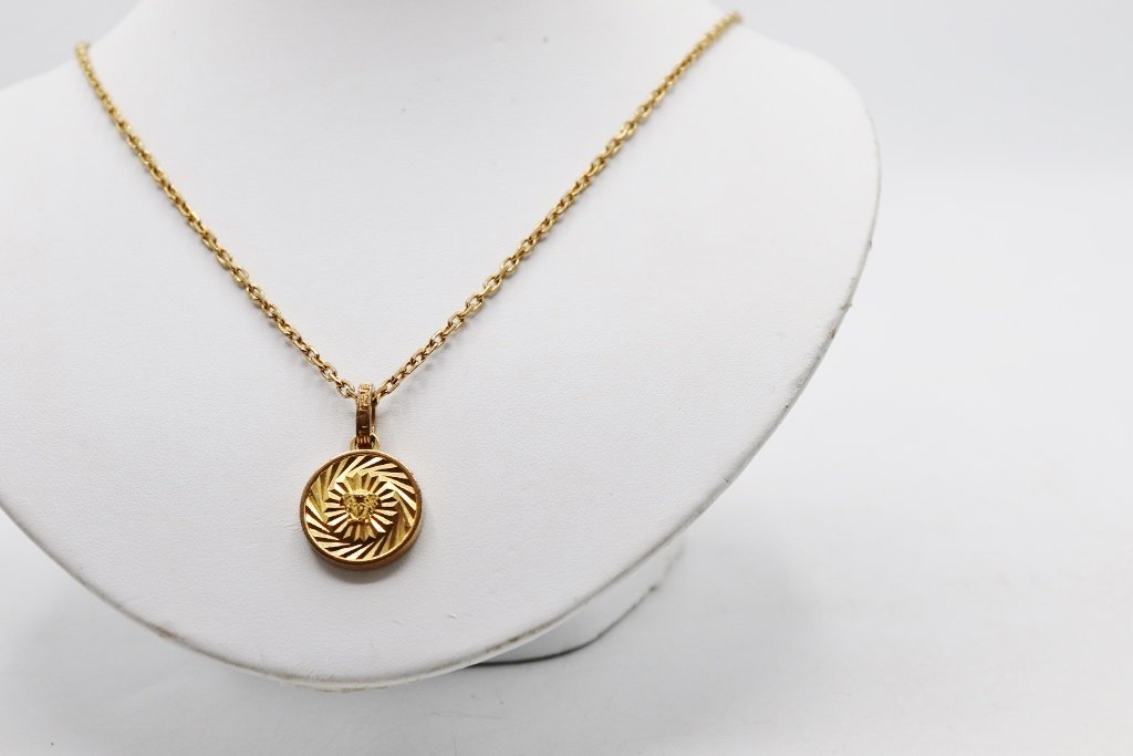 GIANNI VERSACE /ジャンニ ヴェルサーチ メデューサ ネックレス