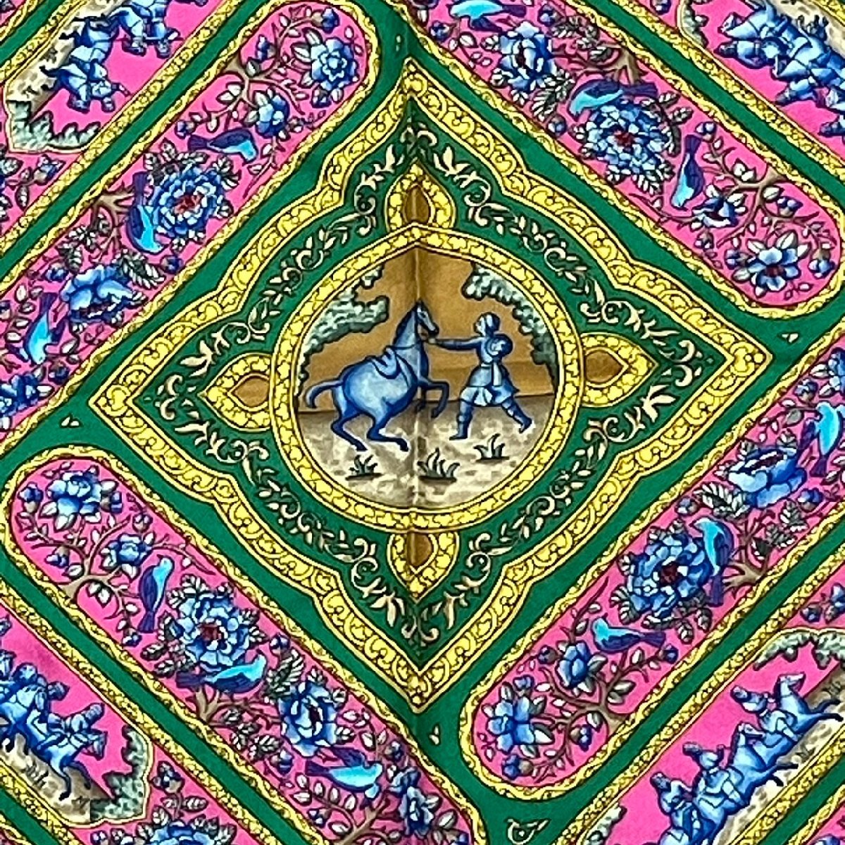 HERMES エルメス カレ90 QALAMDAN カラムダン シルク スカーフ HERMES