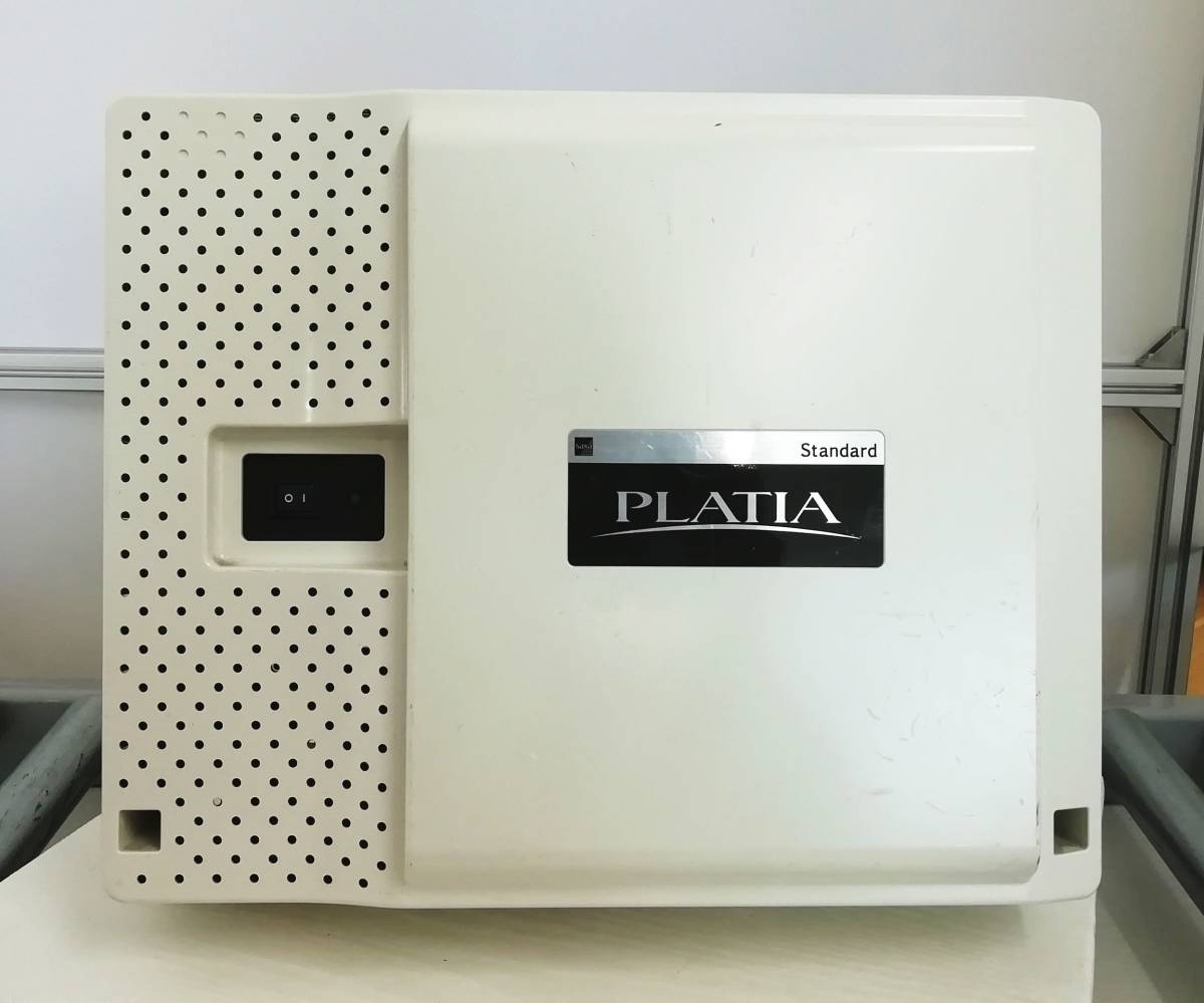 サクサ ビジネスフォン　PT1000Pro主装置１台　電話機TD720(W)８台 サクサ ビジネスフォン PT1000Pro主装置1台 電話機TD720(W)8台