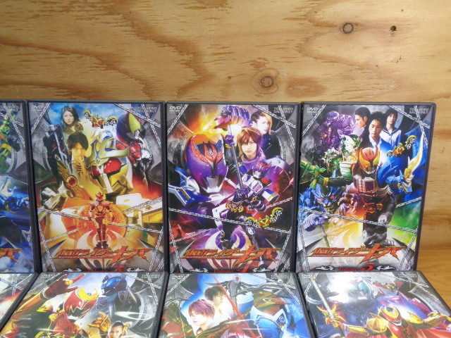 ☆格安売切☆仮面ライダーキバ DVD 12巻＋2巻 セット 劇場版 魔界城の