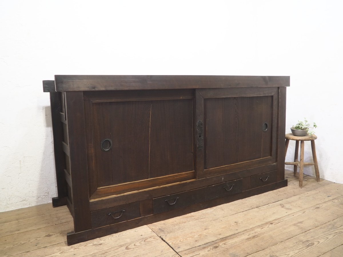 タ荷K0099◆H93，5cm×W181，5cm◆アンティーク◆素朴な杉材の大きい木製飾り棚◆収納棚 陳列棚 食器棚 水屋箪笥 ラック レトロW(ヤE)松