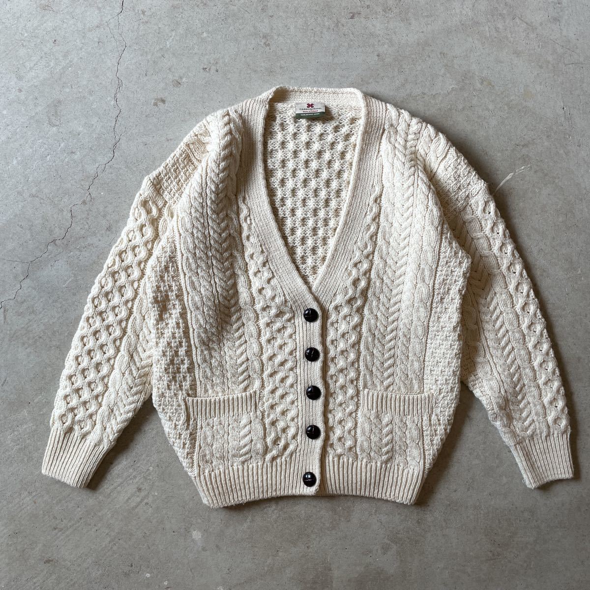 美品 ALBEROBELLO アルベロベロ ニット かぎ針編み ぶたさん ビーズ