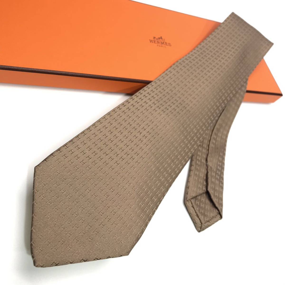 ☆極美品☆HERMES エルメス ファソネ H織りタイ 9CM ベージュ ネクタイ